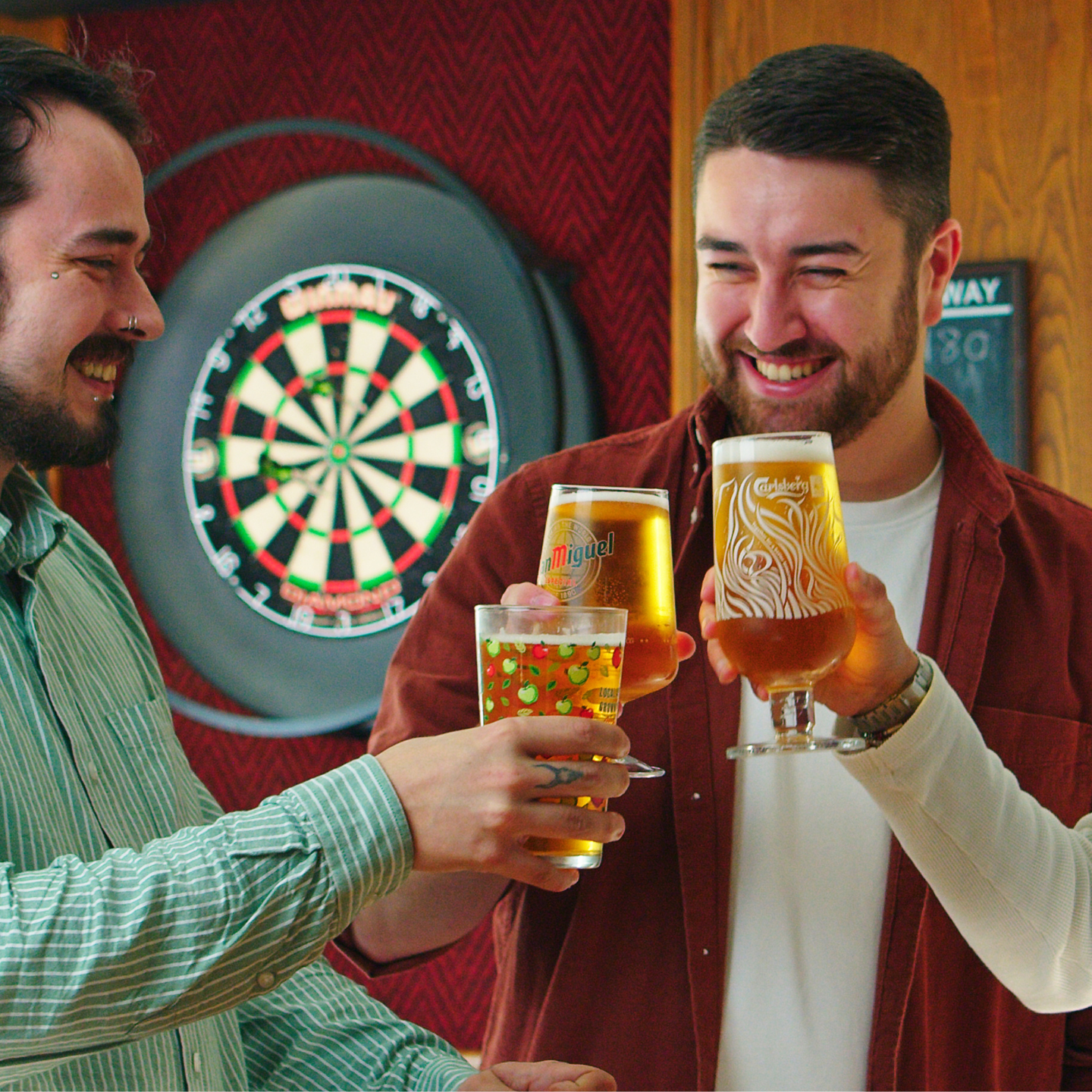 Raise a glass This Father's Day at The Bull Hotel in Downton!